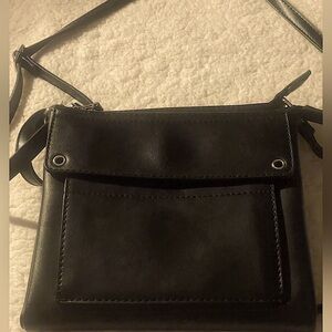 Clarks Black Crossbody Utilitarian Expanded Functional Shoulder Bag